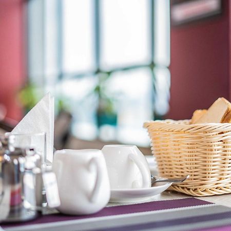 Hemak Suites Найроби Экстерьер фото