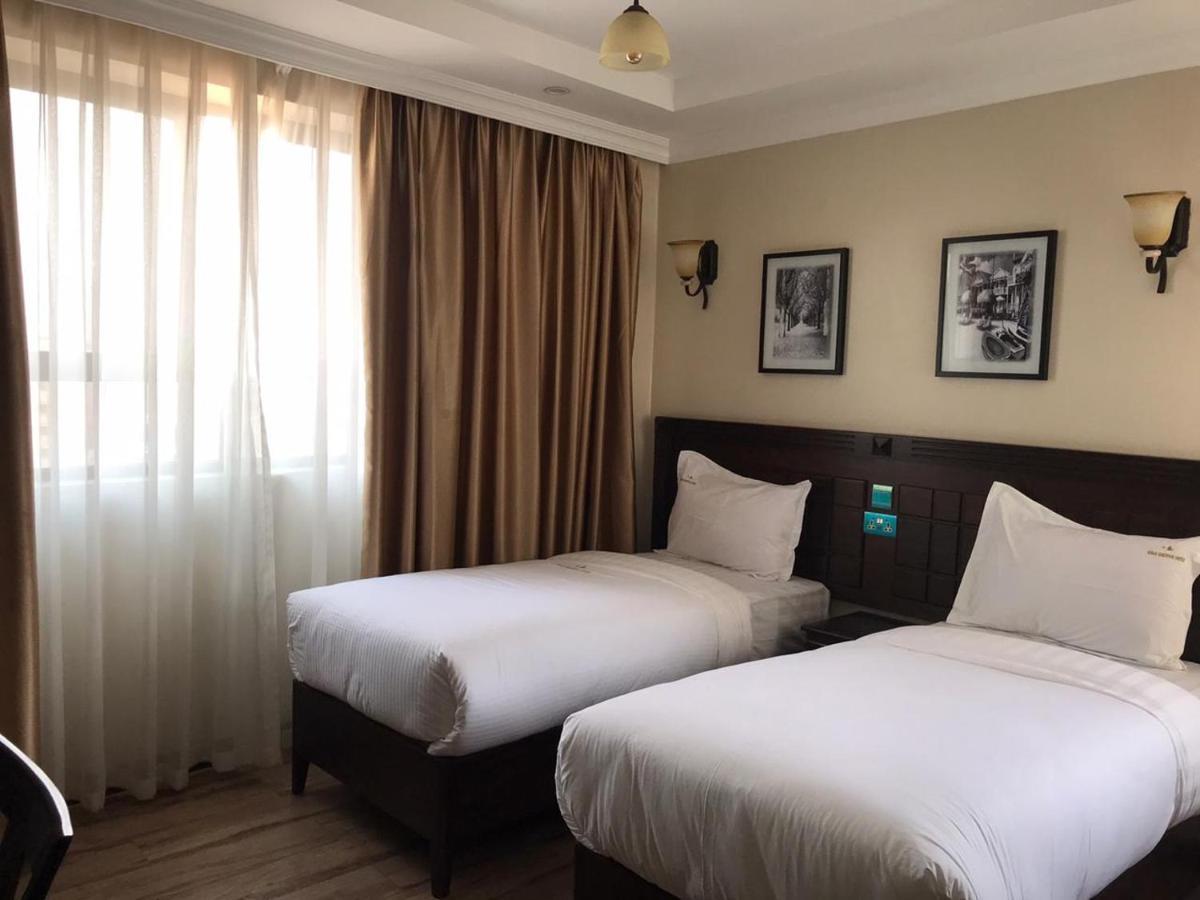 Hemak Suites Найроби Экстерьер фото