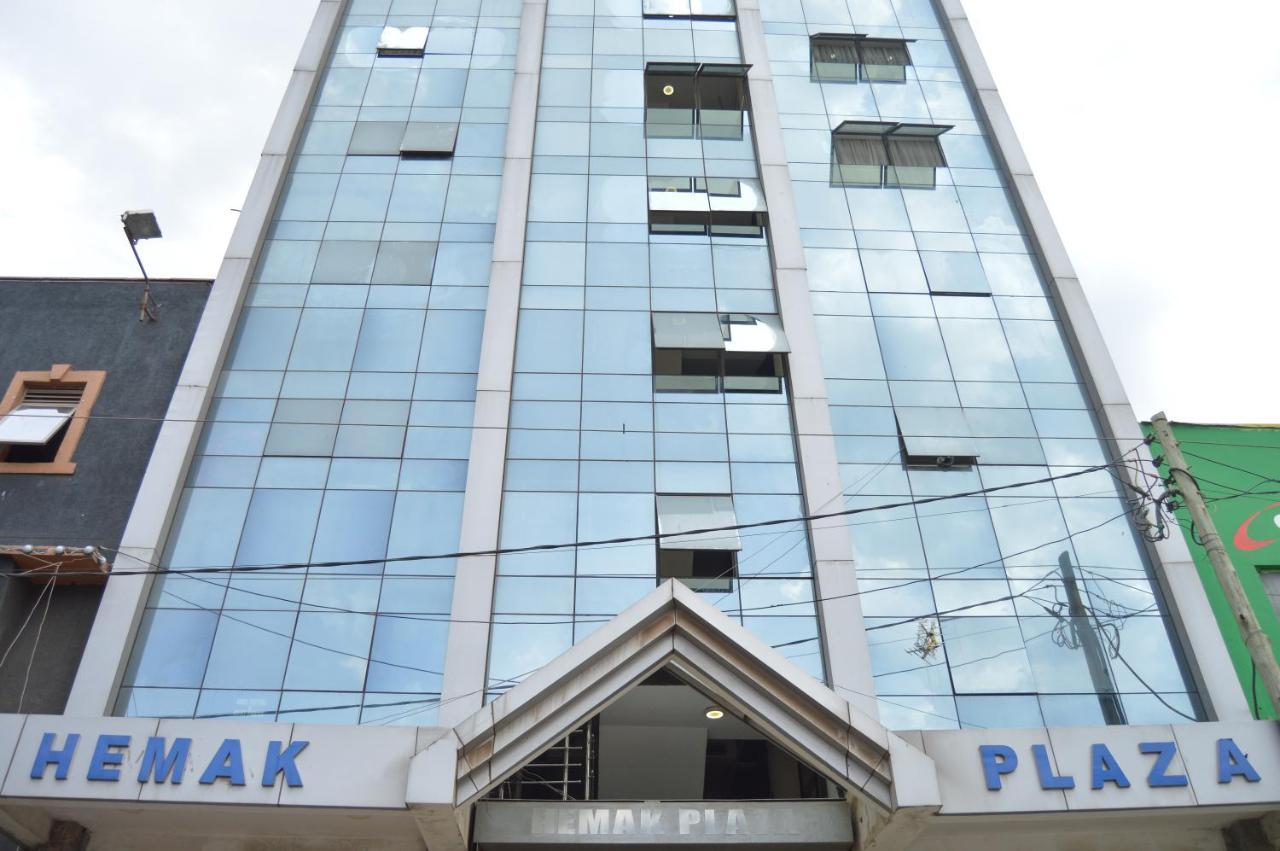 Hemak Suites Найроби Экстерьер фото