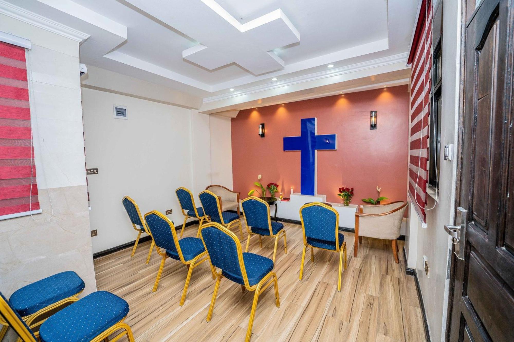 Hemak Suites Найроби Экстерьер фото
