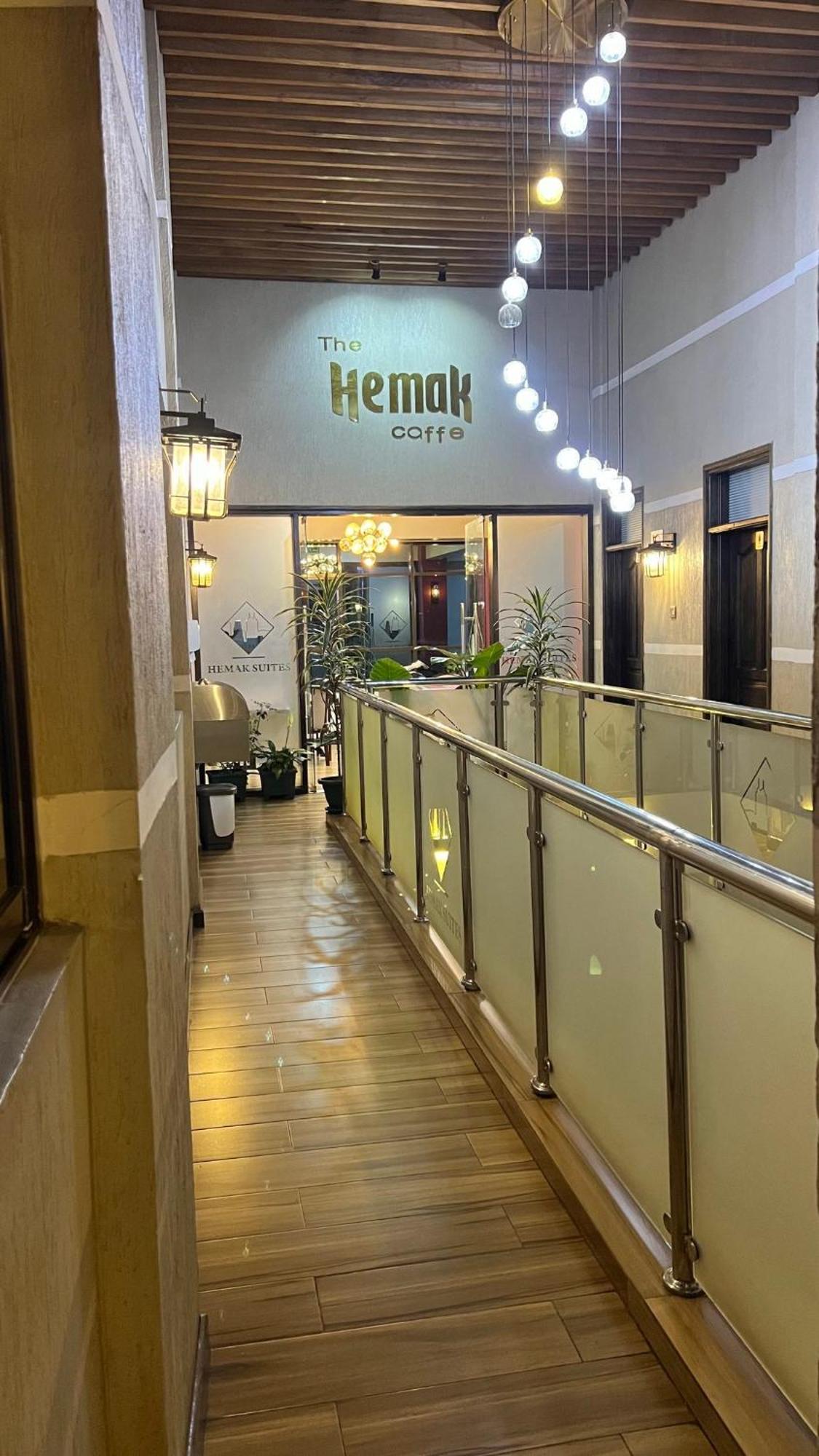 Hemak Suites Найроби Экстерьер фото